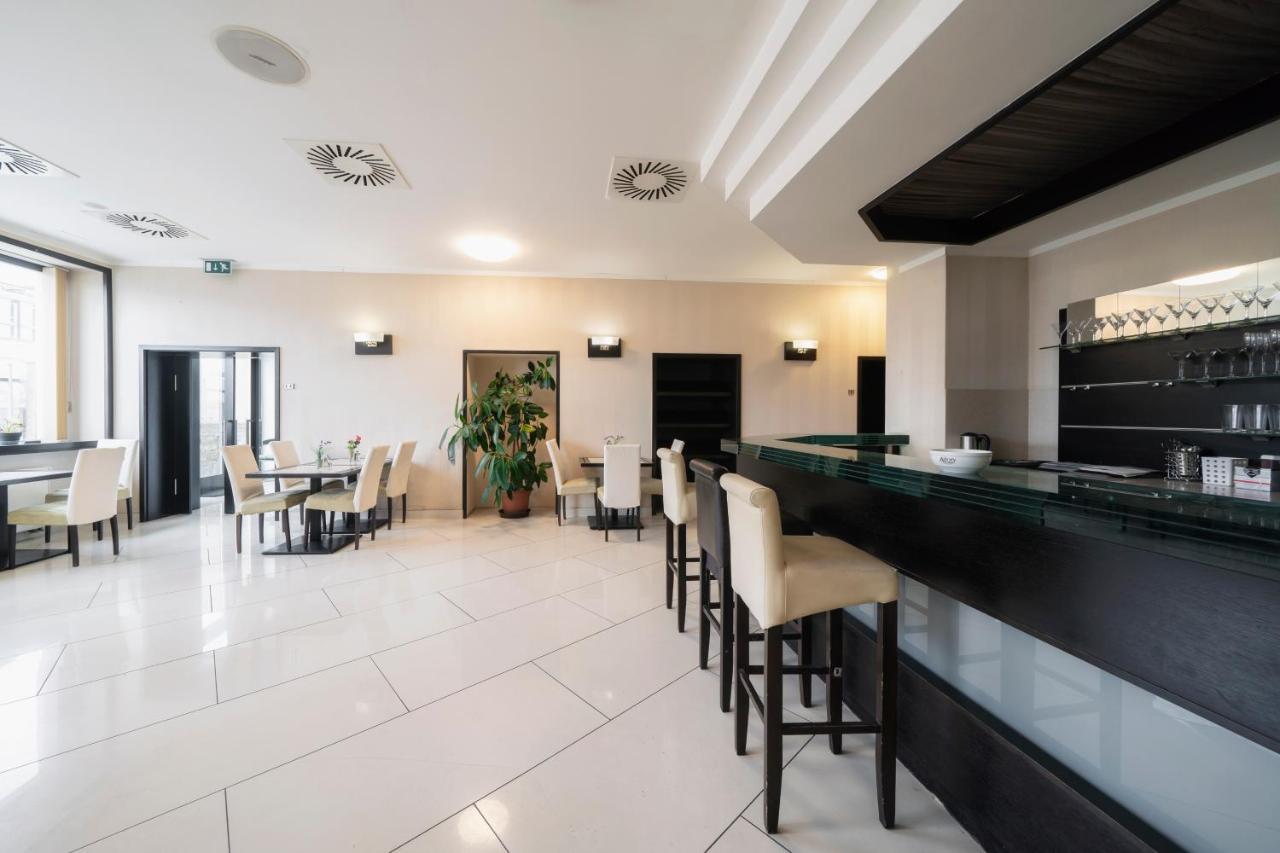 Hotel Astory Plzen Exterior photo